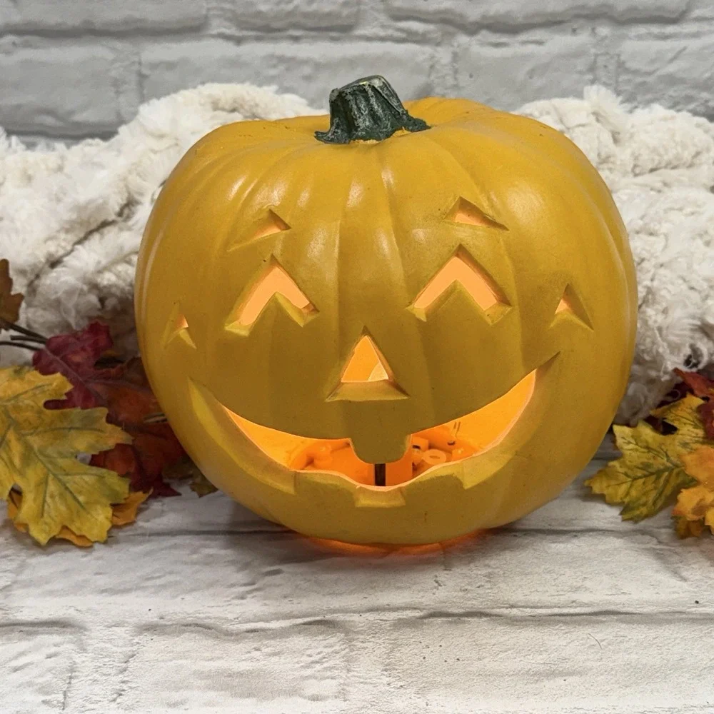 Halloween Jack O'Lantern Foam Blow Mold Light Up Pumpkin Happy Face 